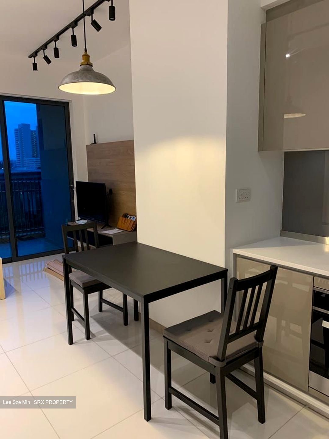 J Gateway (D22), Condominium #393741531
